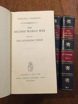 THE SECOND WORLD WAR. The Gathering Storm. - Their finest hour. - The Grand Alliance. - The hinge of fate. - Closing the ring. - Triumph and tragedy.