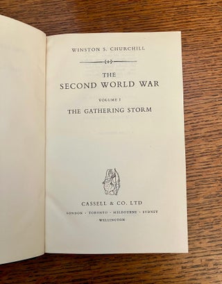 THE SECOND WORLD WAR. The Gathering Storm. - Their finest hour. - The Grand Alliance. - The hinge of fate. - Closing the ring. - Triumph and tragedy.